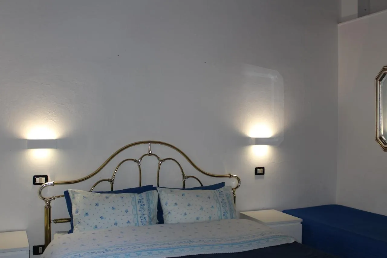 Gmax Guelfa Apartments Florencja 0*,